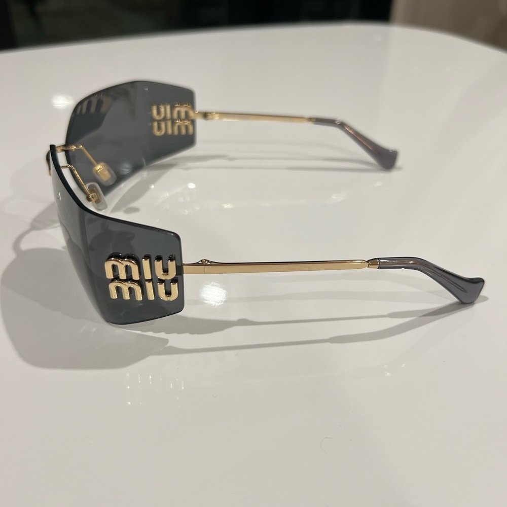 Miu miu sunglasses